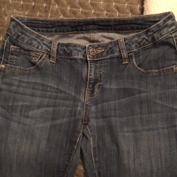 Simply Vera Wang low rise stretch boot cut jeans, size 4 - Picture 3 of 4